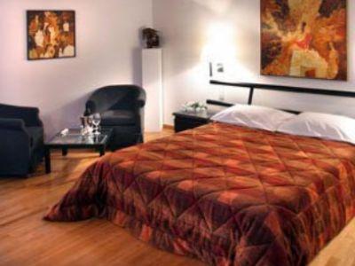 Art Mainalon Hotel Vitina Luaran gambar